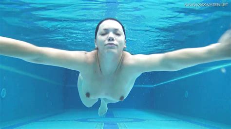 Sazan Cheharda Super Hot Teen Underwater Nude Porntube