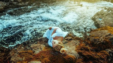 Hintergrundbilder Frauen Im Freien Frau Modell Meer Wasser Rock Natur Sand Schlamm