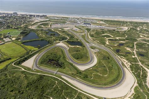 Check spelling or type a new query. Formule 1 terug op circuit Zandvoort voor in elk geval de ...