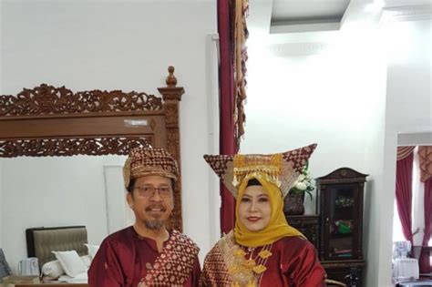 pakaian adat pekanbaru baju adat tradisional