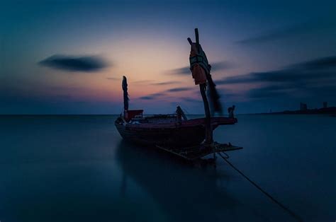 Boat In Dark Boat Thailand Blue Ocean Hd Wallpaper Peakpx