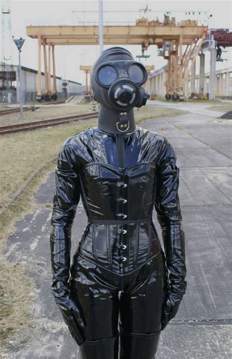 Pin Auf Gas Masks