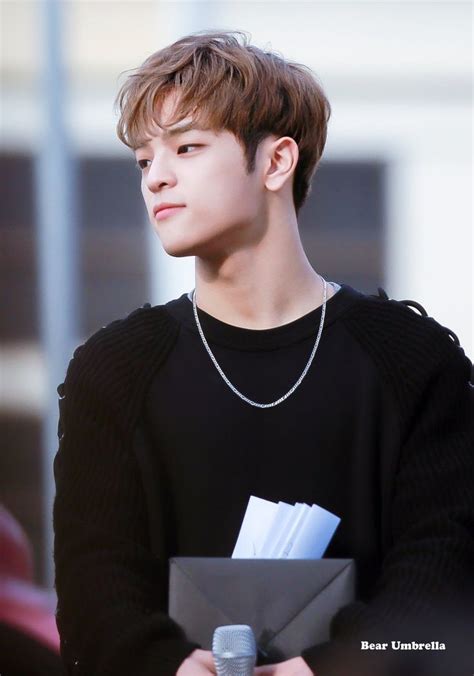 Woojin is a former member of stray kids. Stray Kids Worldwide | Kim woojin stray kids, Kim woo jin ...