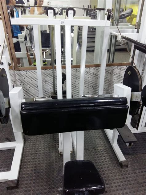 Aparelho De Musculação Usado