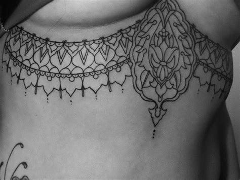 Colección De Mujeres Con Tatuajes Íntimos 【top 2024】