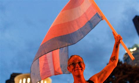 Ohio Es El último Estado En Aprobar Un Proyecto De Ley Que Impide Que Los Jóvenes Trans Reciban