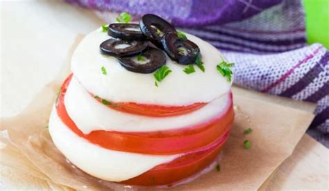 Предястие с домати и сирене Бри - Рецепта | Ezine.bg