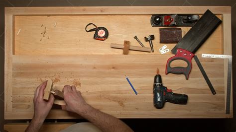 Cheap diy guitar rack/amp case!! How to make a guitar wall hanger? DIY wooden project ...