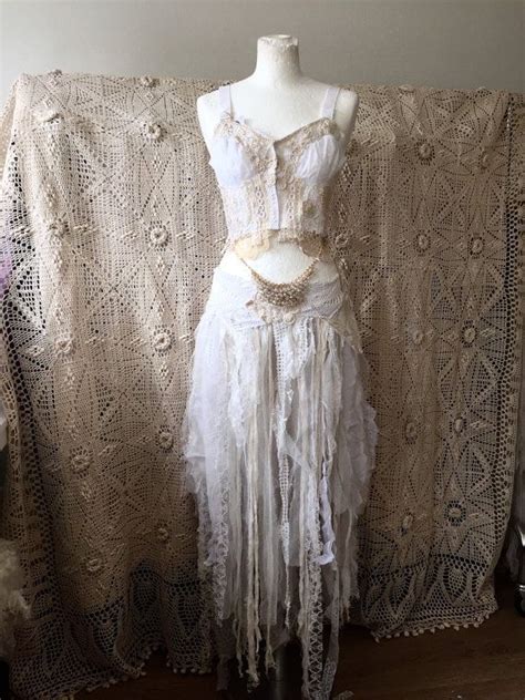 Find the perfect wedding dress for your big day. Skirt , corset , Tattered clothes , ragged tulle cotton ...