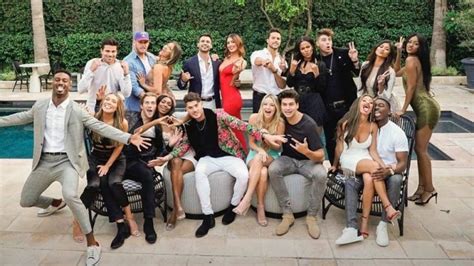 The Entire Love Island Cast Reunited But Whos Still Together