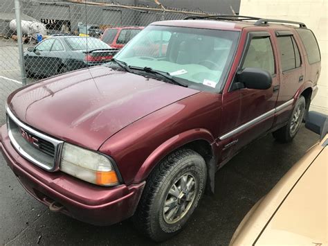 1999 Gmc Jimmy Sle 4 Door Suv Red Vin 1gkdt13w8y2402707 Able