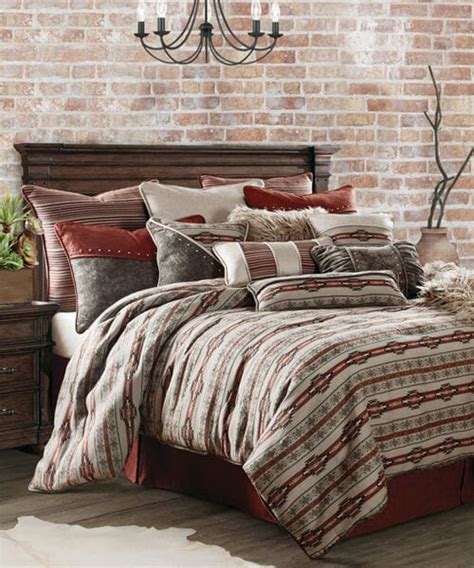 Southwestern bedding with bedskirts and accessory pillows that will help create the western or southwestern bedroom of your dreams. Southwestern Bedding - Rustic Southwest Bedding Sets