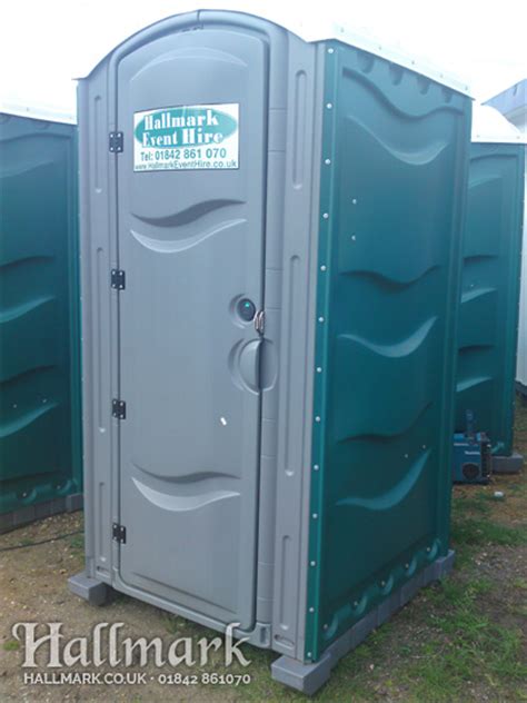 The chemical toilet is ideal for locations where servicing will not be an easy task, the chemical toilet is fitted with a removable cassette toilet. Standard Single Chemical Toilet Unit