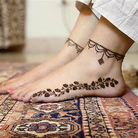 Minimalistic Feet Mehendi Designs To Pin For Your Wedding