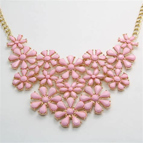 Luxury Chocker Big Design Pink Stone Flower Statement Pendant Necklace