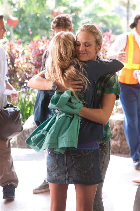 Noah hamilton is bethanys oldest brother he was 24 years old when the attack happened. Soul Surfer | Soul surfer, Surfer, Annasophia robb