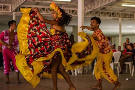 Danças Populares Brasileiras Do Mundo Resumo Imagens