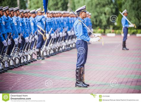 Definisi dun terdiri daripada sultan. Opening Ceremony editorial stock photo. Image of industry ...