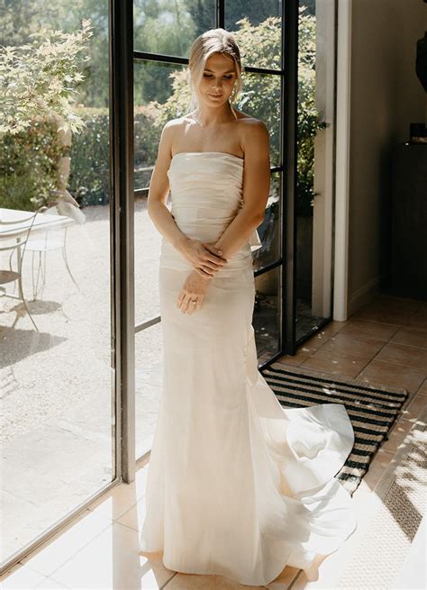 Oscar De La Renta Caroline Used Wedding Dress Save 50 Stillwhite