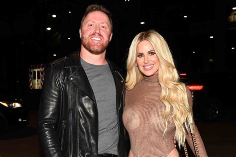 Kim Zolciak Adds Married Name Back To Her Instagram After Divorce