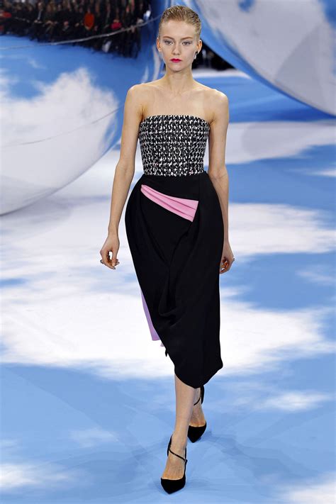 6 Christian Dior Fall 2013 Dresses That Have Jennifer Lawrence Written