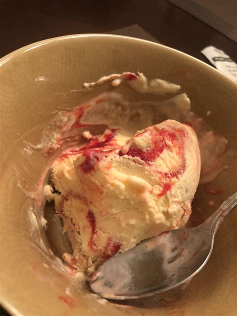 Blue Bunny Premium Ice Cream Cherrific Cheesecake Reviews In Ice Cream