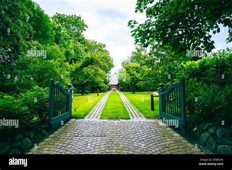 A Garden Gate And A Long Driveway To A House On Sylt Stock Photo Alamy