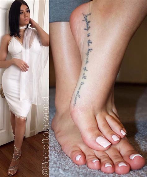 Tattoo On Foot Foottattoos In 2020 Cute Foot Tattoos Foot Tattoos Small Foot Tattoos