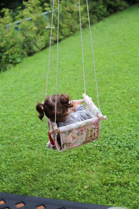 Learn to make your own favorite diy swings at home using the recycled materials just by taking a short tour of these 25 diy swing ideas & plans (bed, chair, bench) that are full of smart hacks and are sure to make you inspired! Pin by Deni R on DIY baby swing | Diy baby stuff, Baby ...