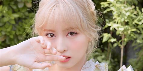 Check Out Momos Fairy Tale Teaser Photo For Twices 9th Mini Album