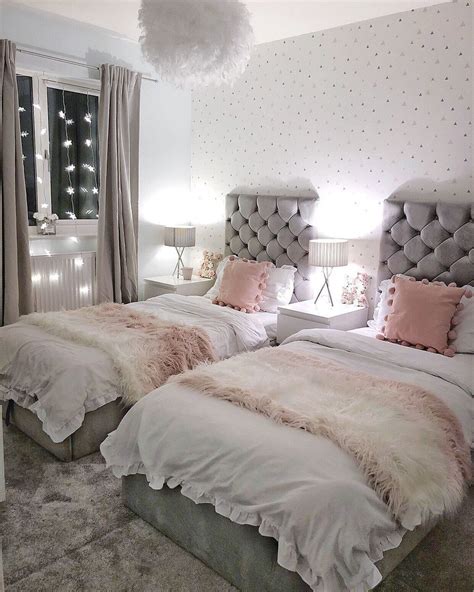 30 Cute Twin Beds Decoration Ideas For Twin Girls Shared Girls Bedroom Shared Girls Room