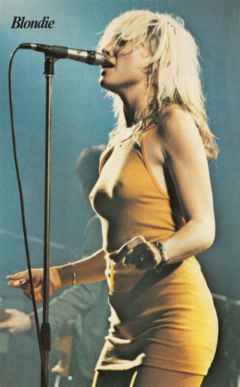 30 Hottest Photographs Of Debbie Harry On Stage From The Mid 1970s ~ Vintage Everyday Deborah