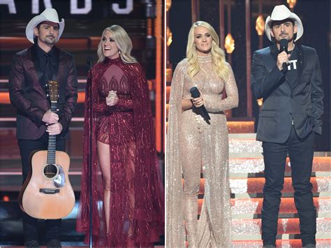 Carrie Underwoods Six Best Looks From The 2017 Cma Awards Sounds