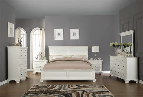 Find the best bedroom furniture sets for king at the lowest price from top brands like furniture of america, aico, ashley furniture & more. Best King Size Bedroom Sets in 2020 | Complete Buying Guide