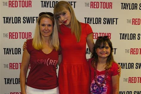 Taylor Swift Makes A Dream Come True For 11 Year Old With Rare Disease