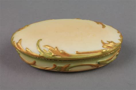 A Royal Worcester Blush Porcelain Oval Trinket Box 29th January 2014