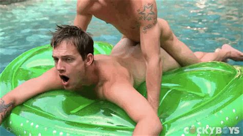 Naked Swimmer Gay Men Top Porn FREE Gallery