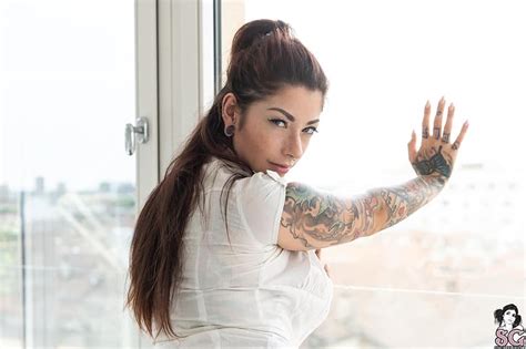 Hd Wallpaper Curvy Big Boobs Women Suicide Girls Tattoo Wallpaper Flare