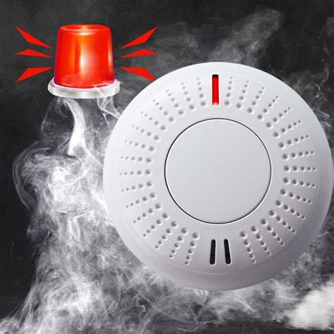 The best smart smoke detectors add a layer of extra protection to your house or apartment by alerting you to a dangerous condition — whether you're home or not. Pin on sumring smoke detectors
