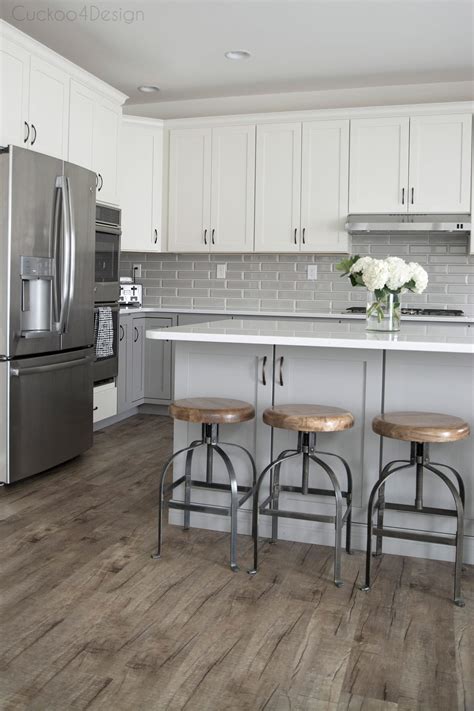 29 What Flooring Goes With Gray Cabinets Png