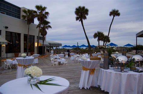 The package prices listed is for the florida beach wedding locations in our local service area of pasco, pinellas and hernando counties. Hilton Cocoa Beach Oceanfront - Cocoa Beach, FL Wedding Venue