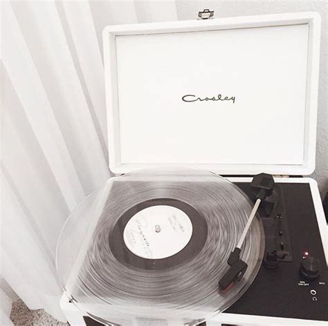 Presented in retro suitcase shells, you can 'amplify your style' with its colourful designs. Crosley Cruiser Rose Gold EU Plug Record Player - Urban ...