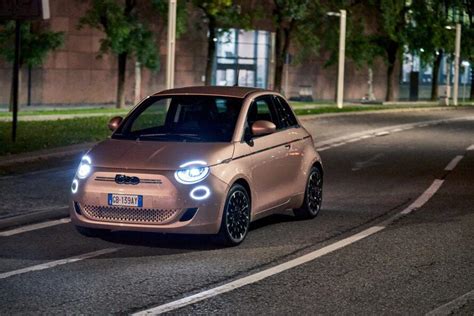 Fiat 500 31 Electric Vehicle Gets A Fresh Redesign