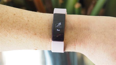 Fitbit Inspire Hr Review The Best Budget Fitness Band For Newbies