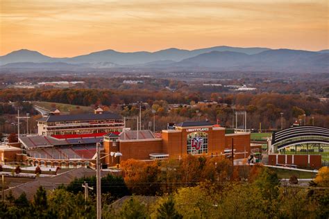 When Does Liberty University Start Fall 2024 - Marje Shandra