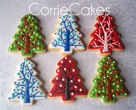 I am not a trained or professional cookie decorator but i love decorating cookies especially during the holidays. christmas cookies 2012 - Assorted christmas cookies from ...