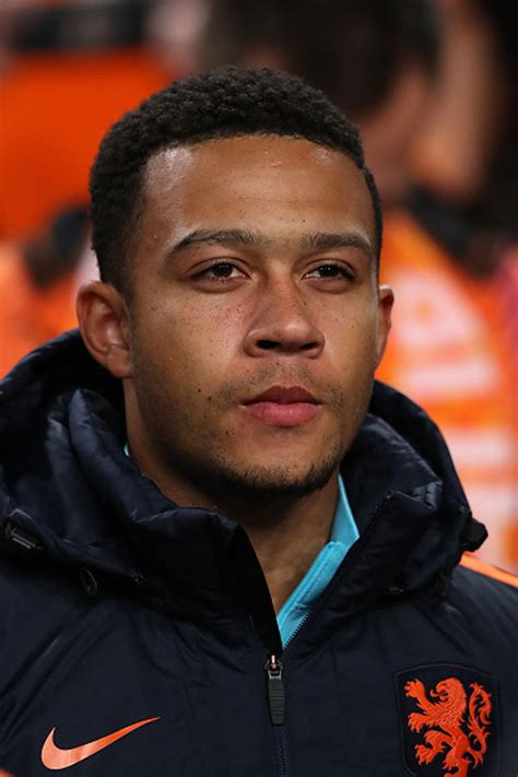 Memphis depay, also known simply as memphis, is a dutch professional footballer who plays as a forward for la liga club barcelona and the ne. Memphis Depay: Everton tipped to sign Manchester United ...