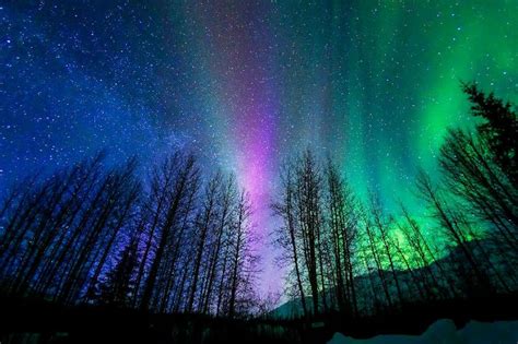 The Ethereal Beauty Of The Northern Lights Captured With Time Lapse