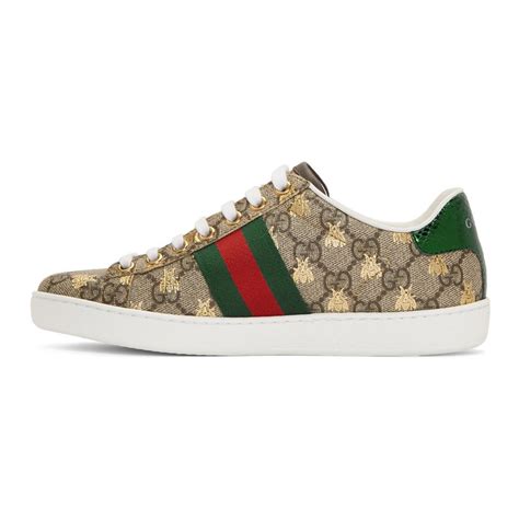 The ace sneaker is crafted from gg supreme canvas and further enhanced by the house web in blue and red. Gucci Canvas New Ace GG Supreme Bee-print Sneakers in ...