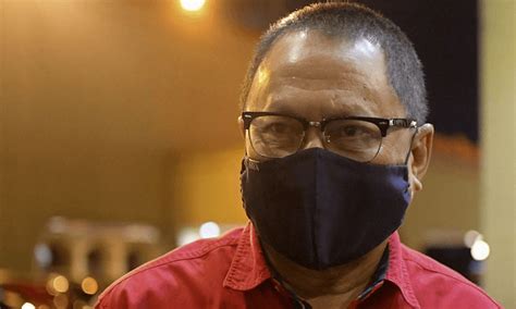 Kyy, i am also a shareholder of 2 glove companies, but i dont go around making silly nonsense comments like agong declares emergency should increase demand for gloves. Puad: Umno Ministers Rebuked for Not Backing Emergency Bid ...